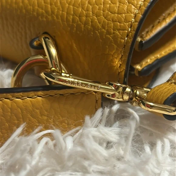 ✨Coccinelle Pebbled Leather Handbag/Crossbody✨NWT $365 - Picture 7 of 9